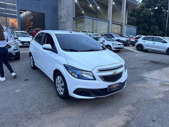 CHEVROLET ONIX 1.4 MPFI LT 8V FLEX 4P MANUAL